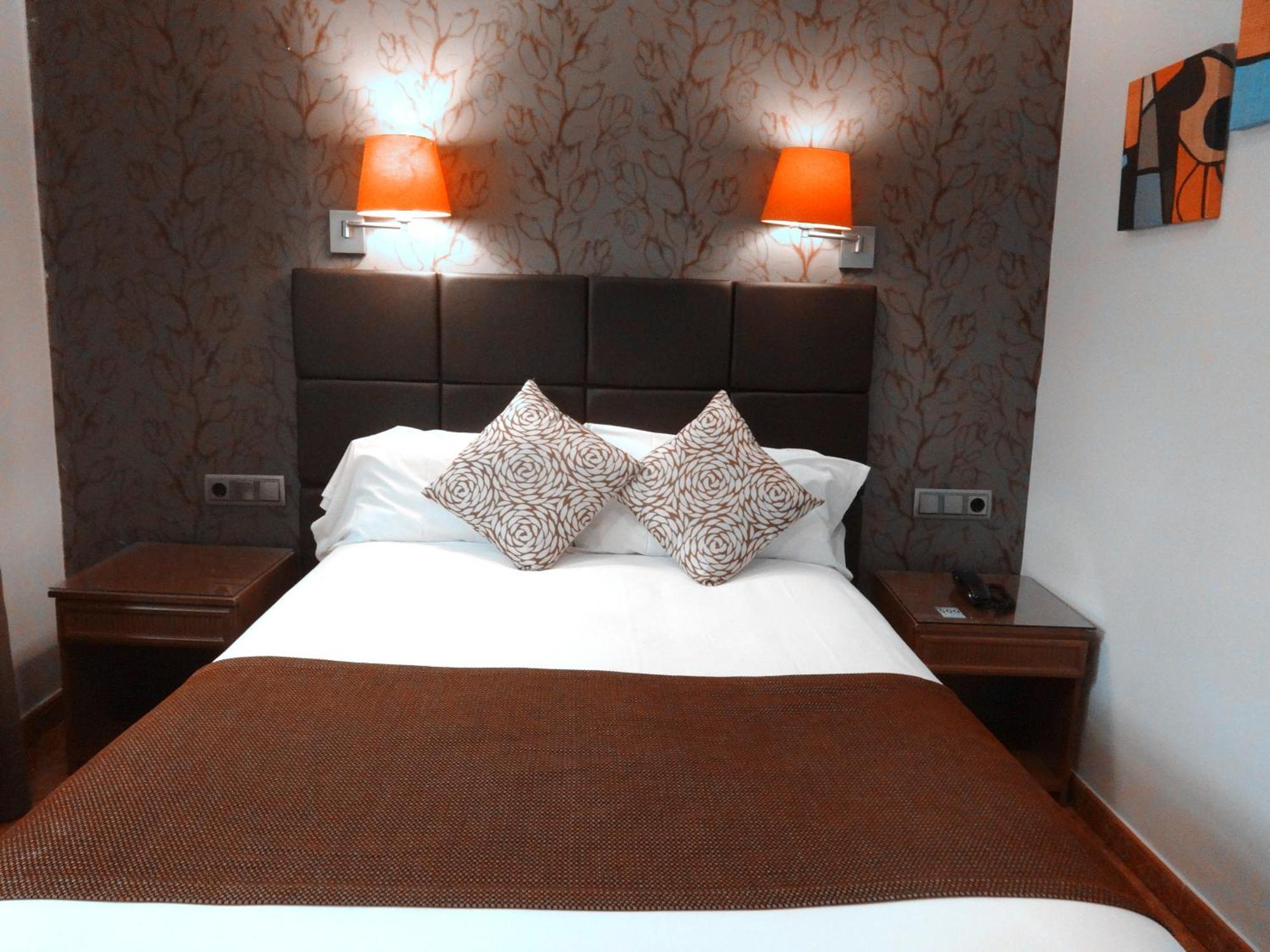Hotel Lloret Ramblas Barcelona Ngoại thất bức ảnh