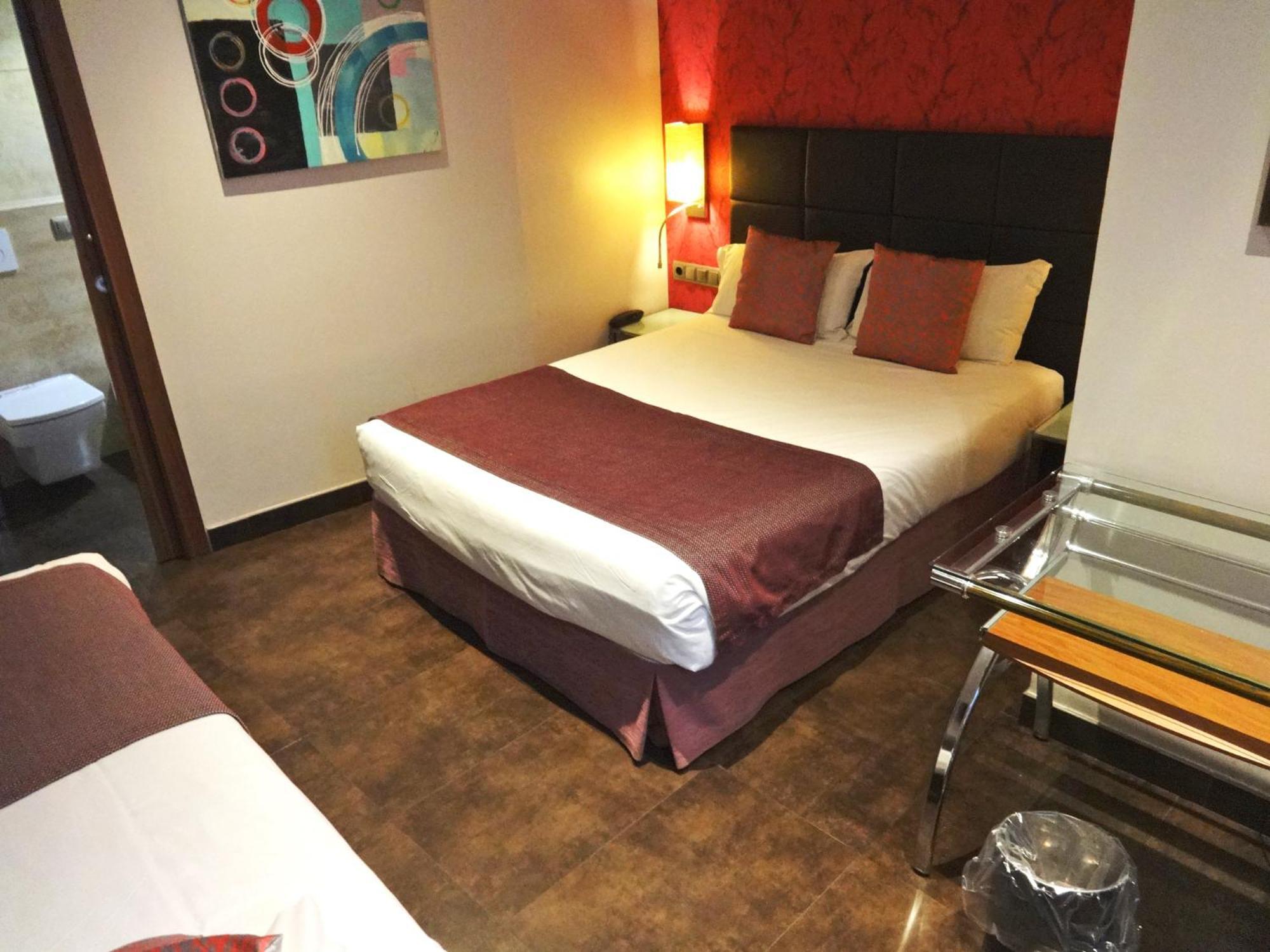 Hotel Lloret Ramblas Barcelona Ngoại thất bức ảnh