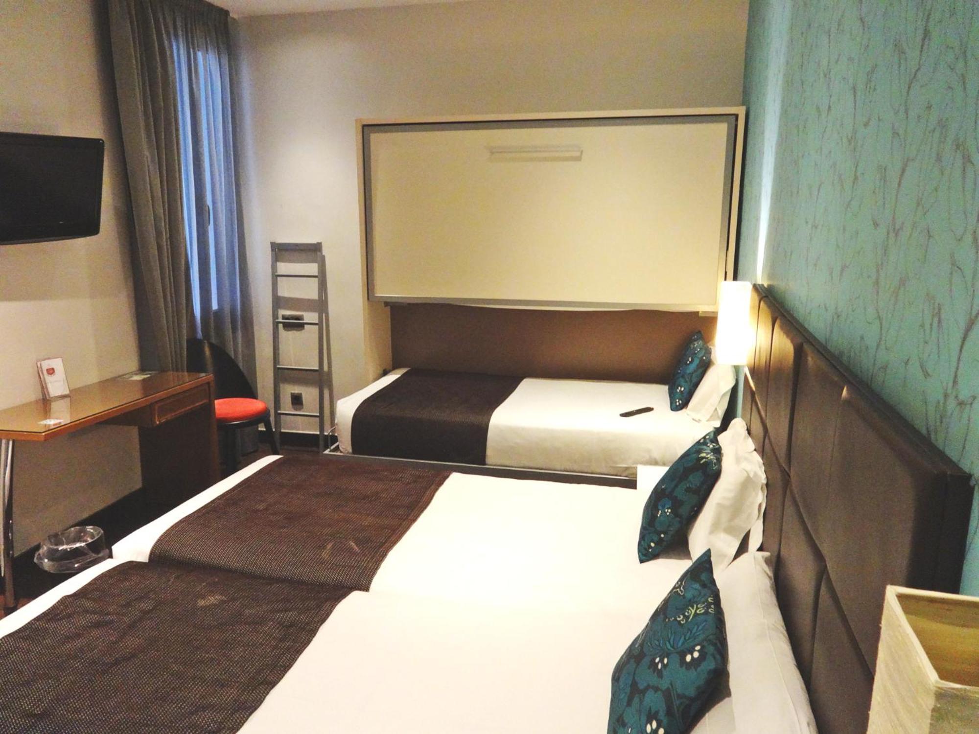 Hotel Lloret Ramblas Barcelona Ngoại thất bức ảnh