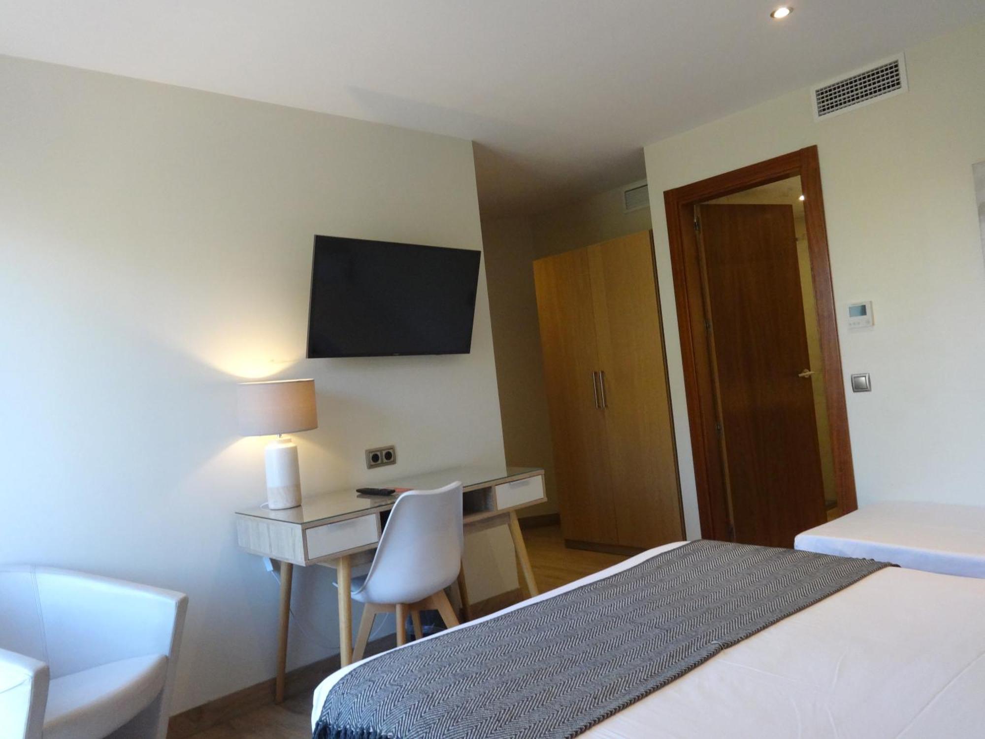Hotel Lloret Ramblas Barcelona Ngoại thất bức ảnh