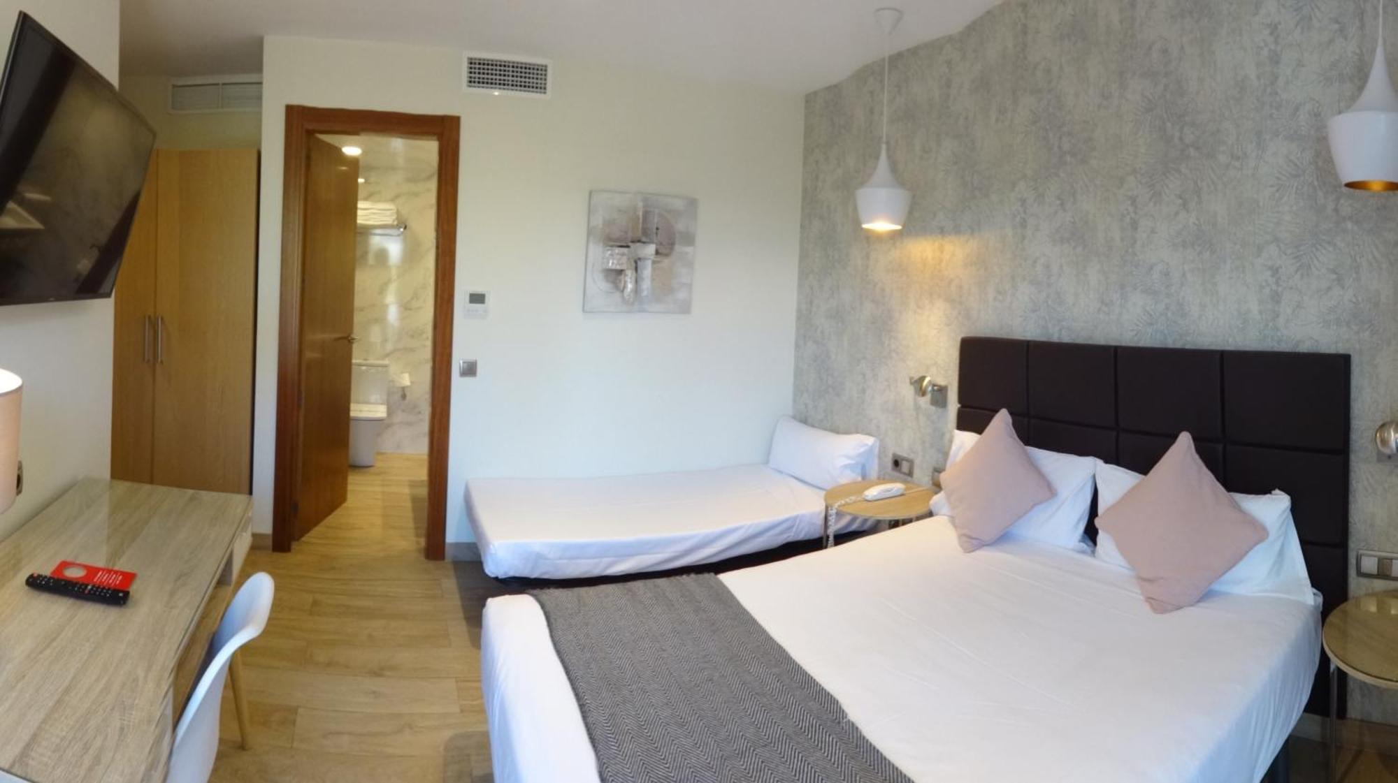 Hotel Lloret Ramblas Barcelona Ngoại thất bức ảnh