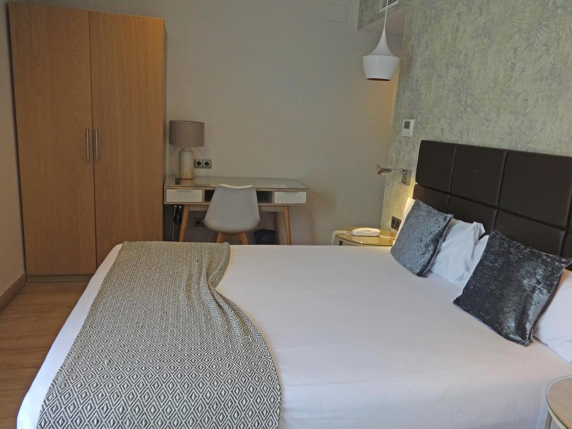 Hotel Lloret Ramblas Barcelona Ngoại thất bức ảnh