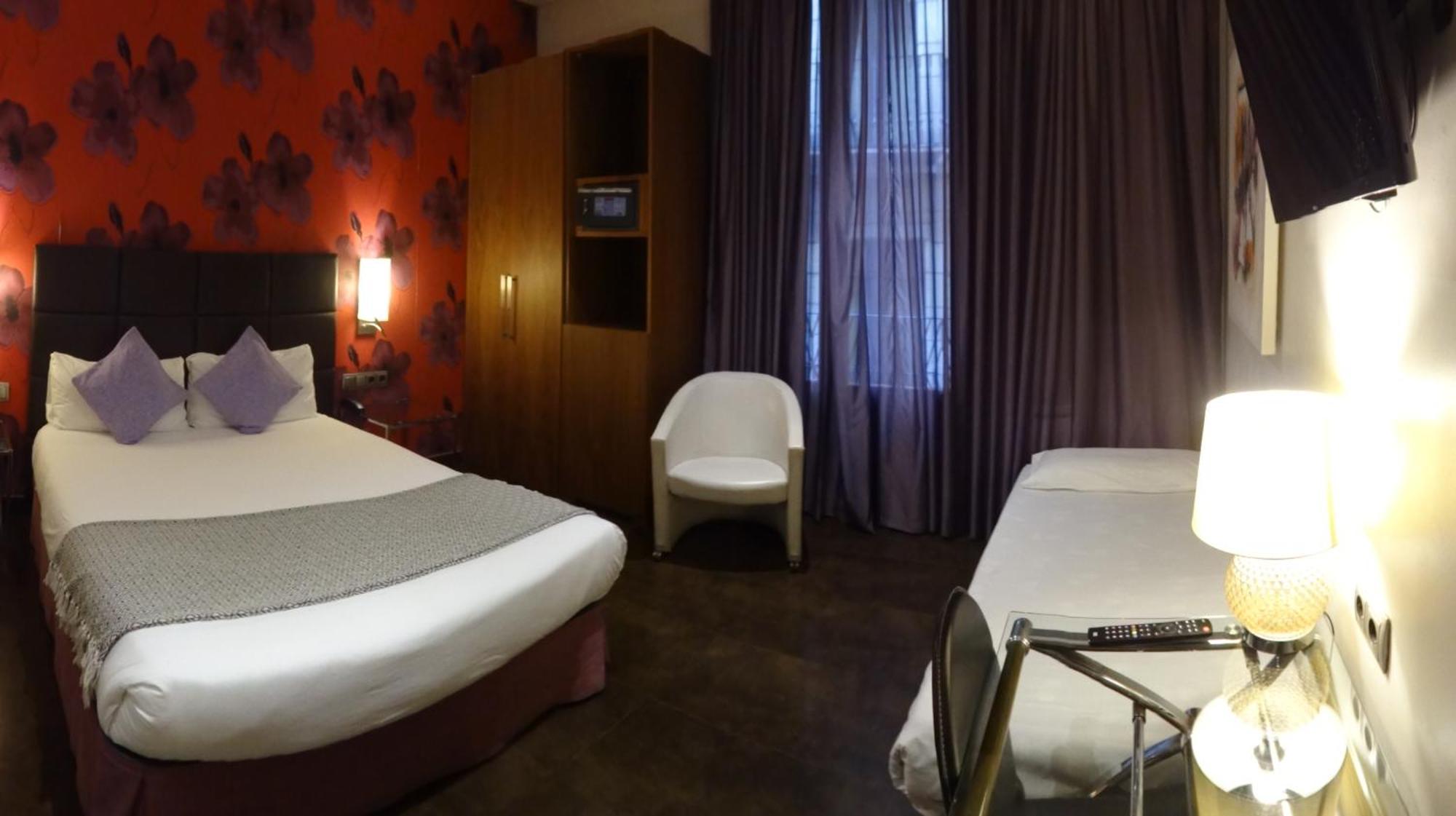 Hotel Lloret Ramblas Barcelona Ngoại thất bức ảnh